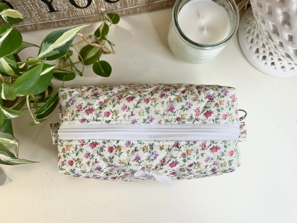 Traveler - Vintage Florals