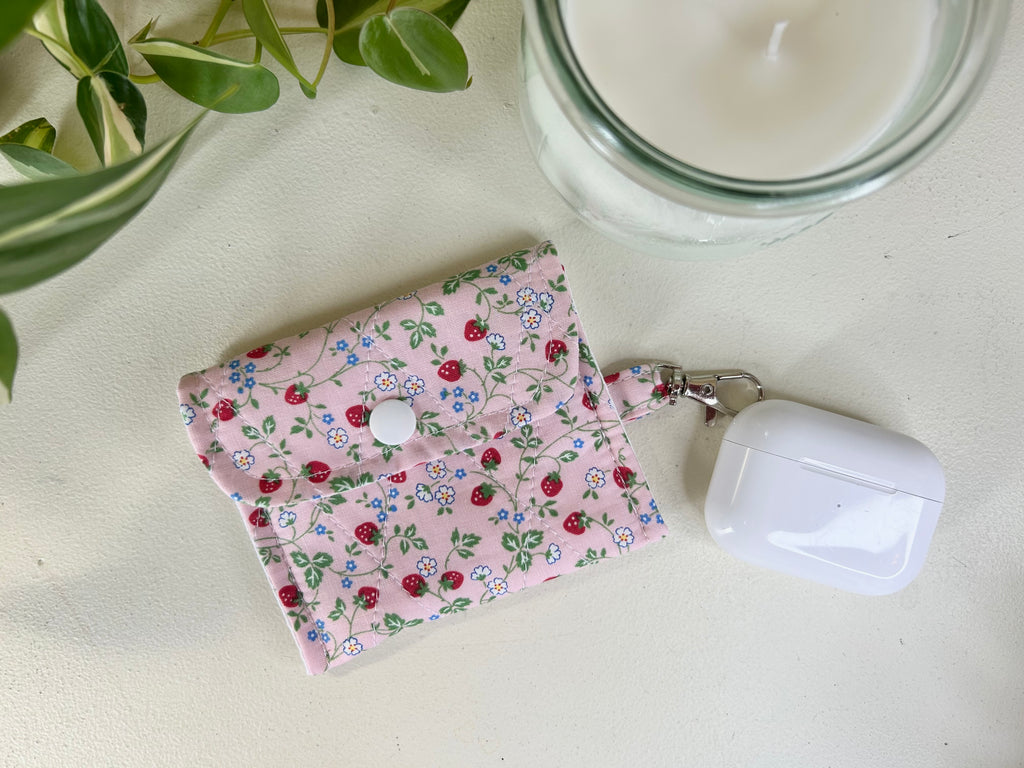 Mini Pouch - Strawberry Vines (Limited Edition)