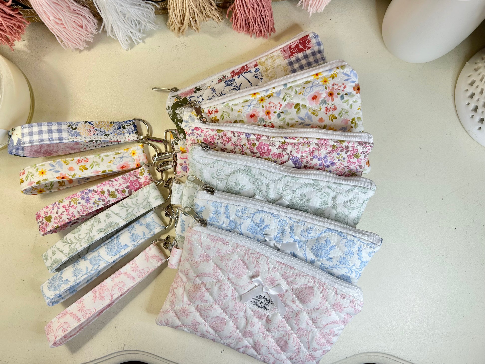 Cell Phone Wristlet - Bella Pink