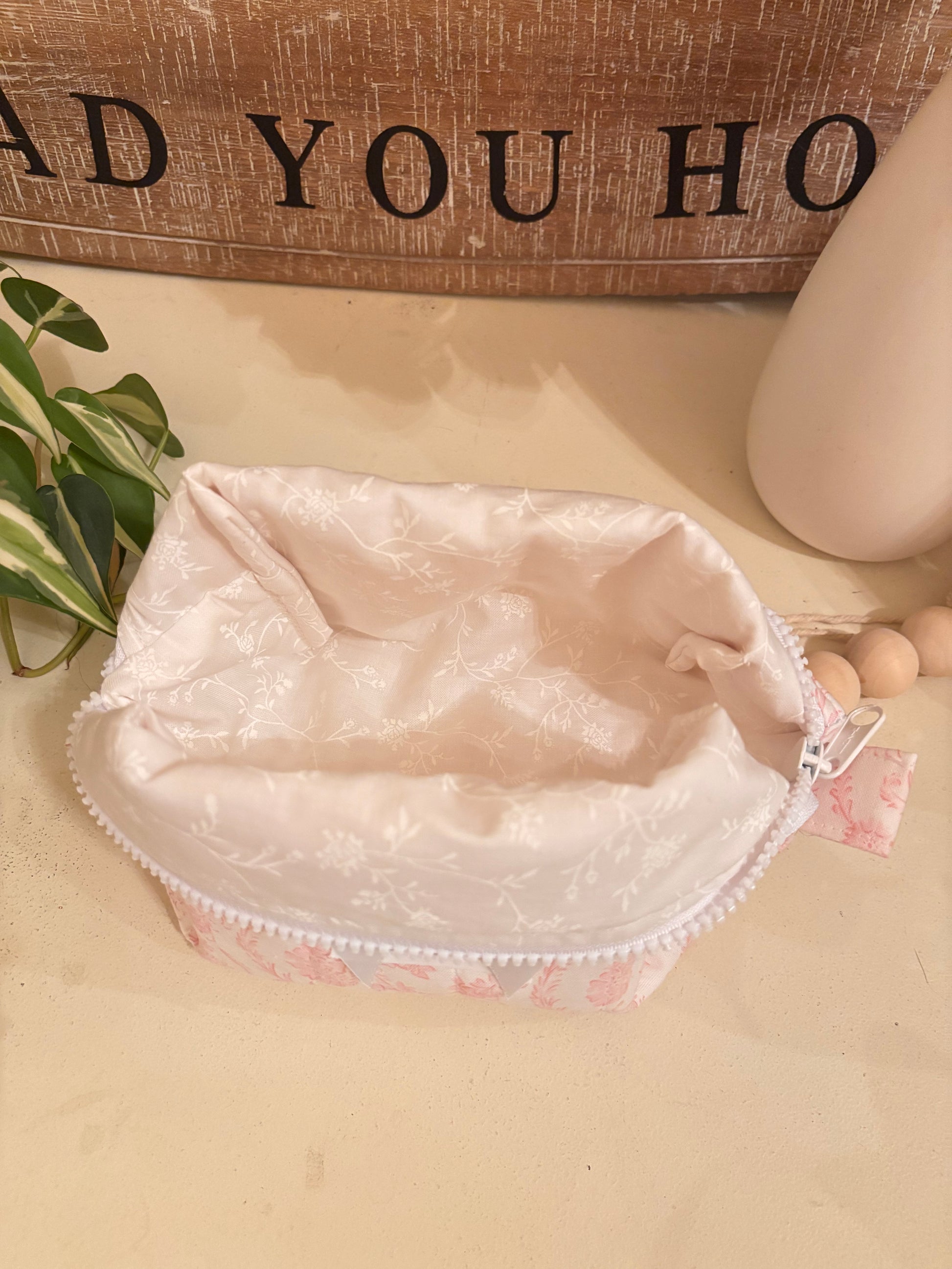 Small Makeup Bag - Bella Pink