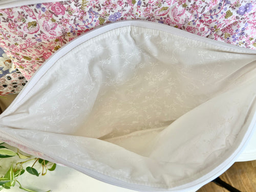 13in Laptop Bag - Bella Pink