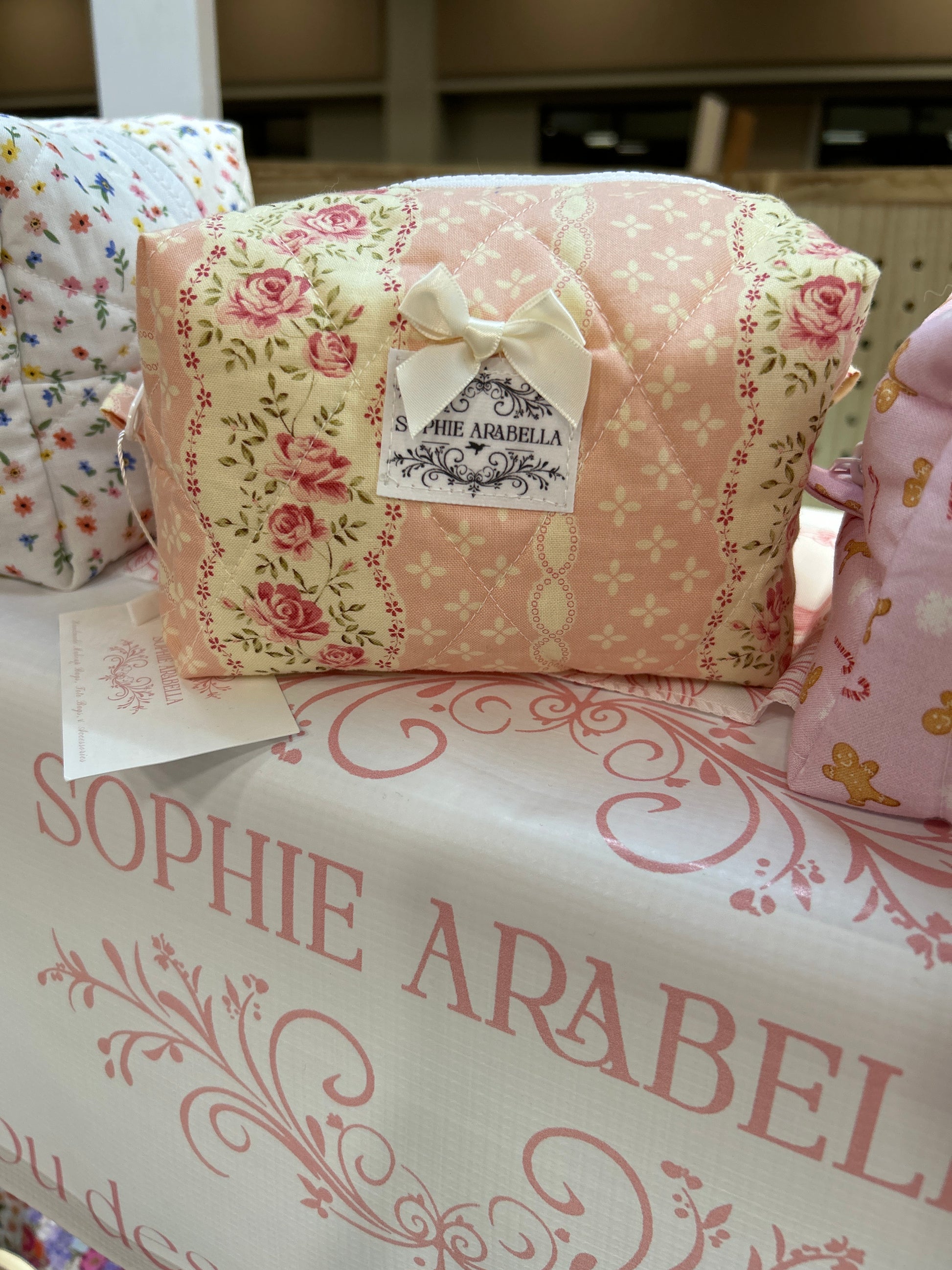 Small Makeup Bag - Nikki