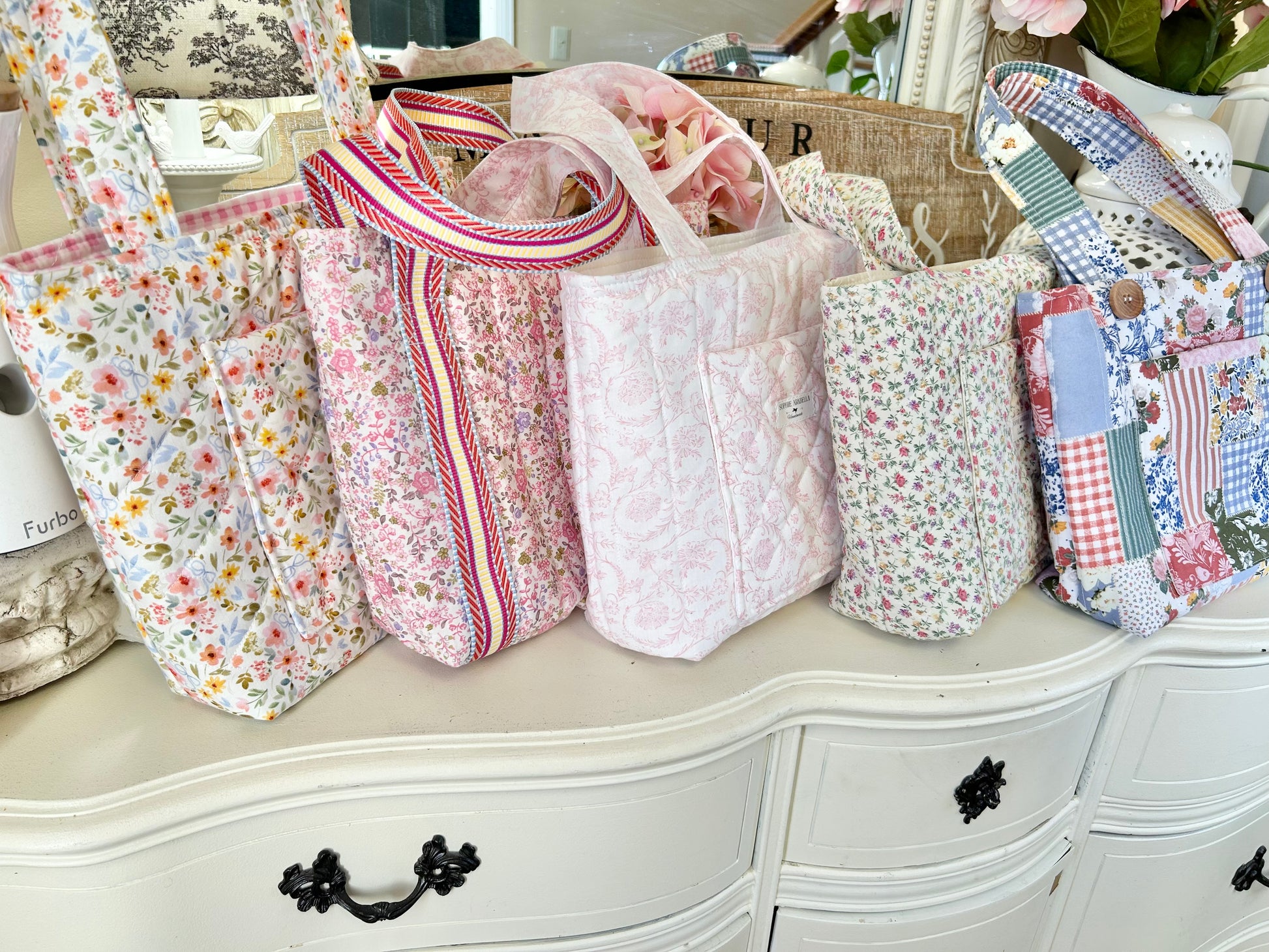 Sweet Petite Tote - Lucy Special Edition