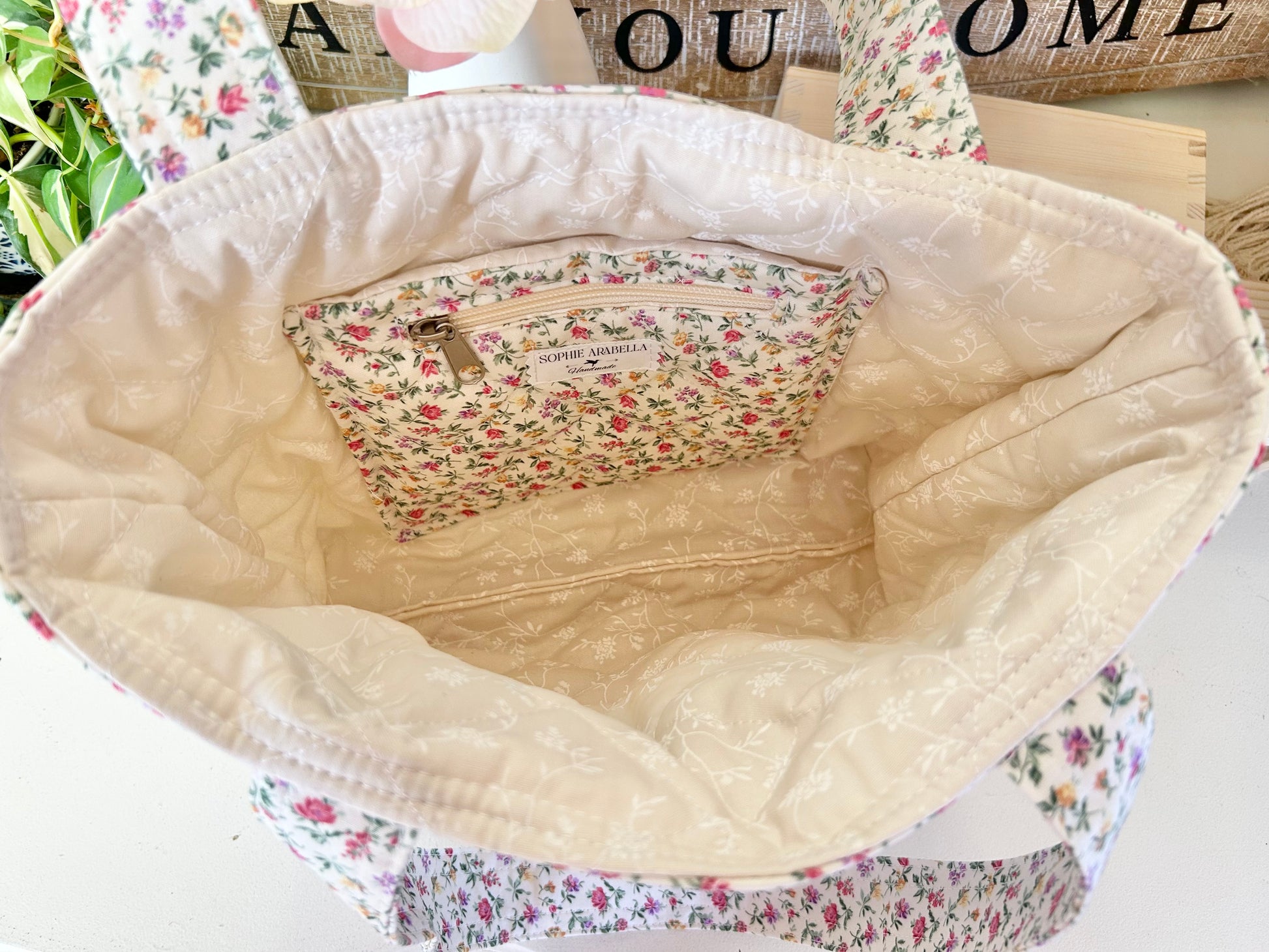 Sweet Petite Tote - Vintage Florals