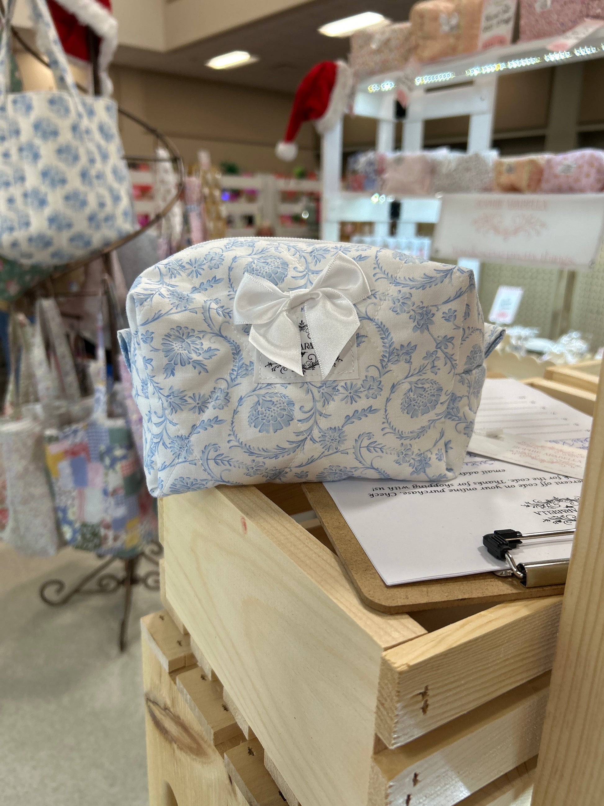 Small Makeup Bag - Bella Blue