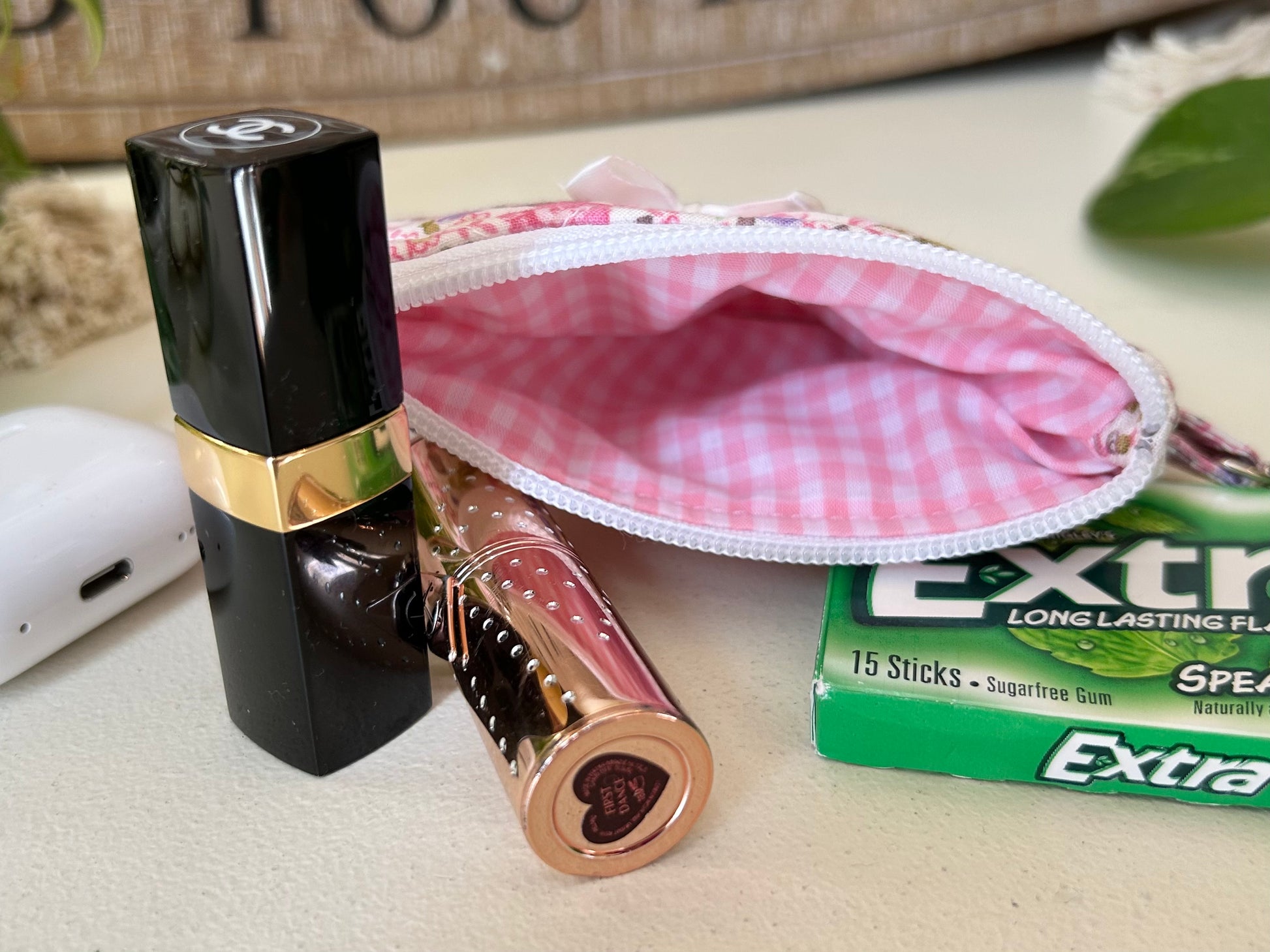 Lucy Pink Zippered Wallet