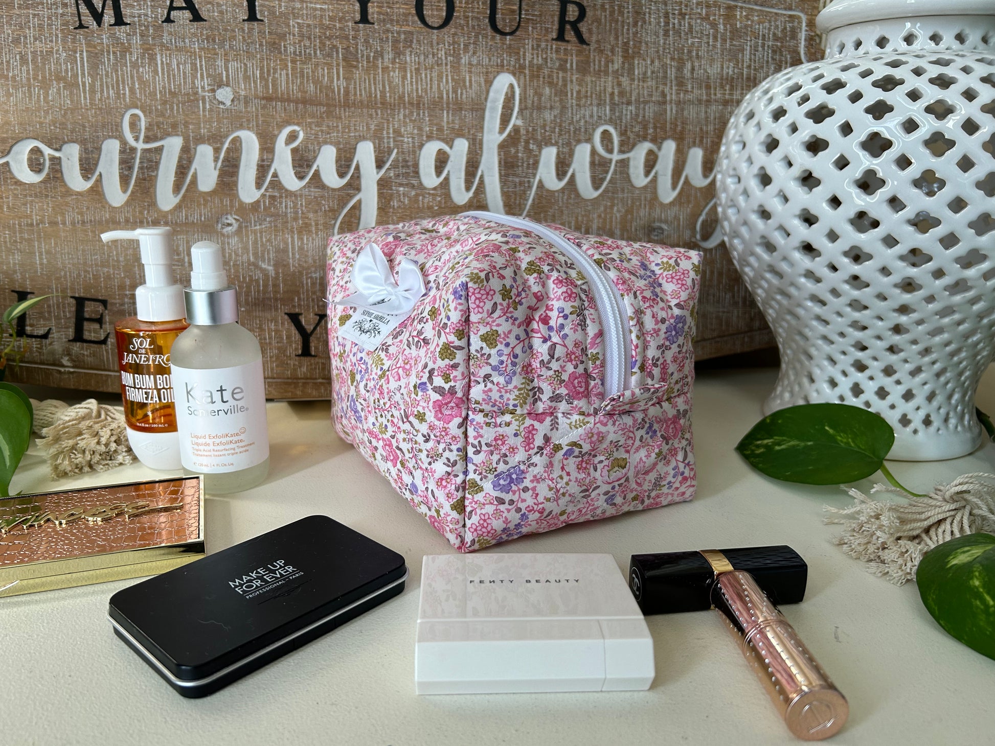 Lucy Pink Makeup Bag