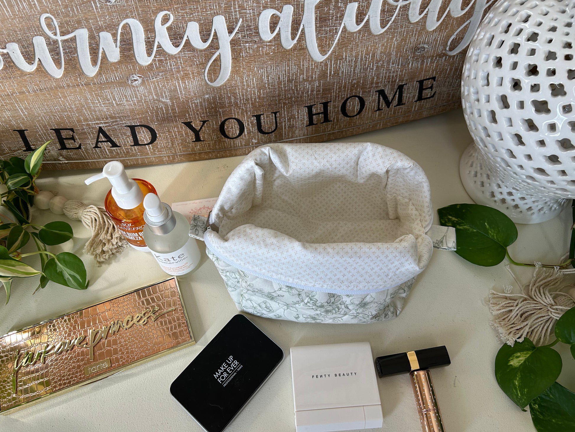 Chloe Makeup Bag