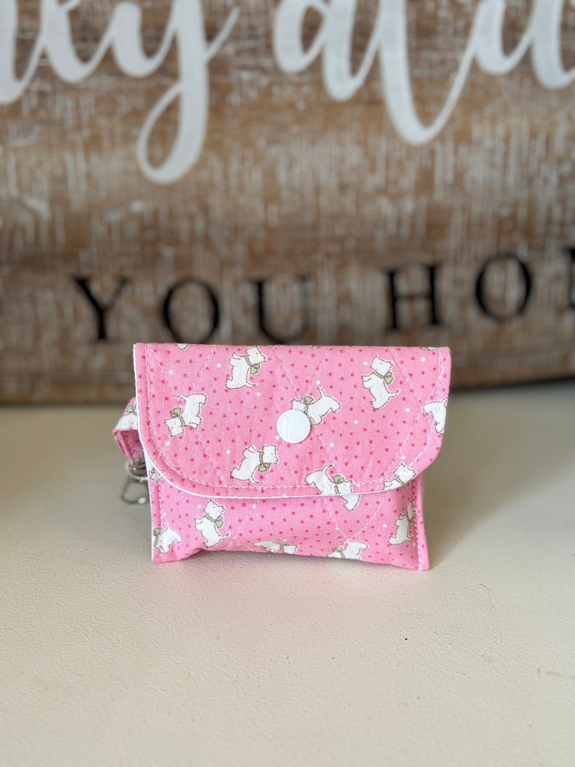 Scottie Pink Airpod & Earbud Case