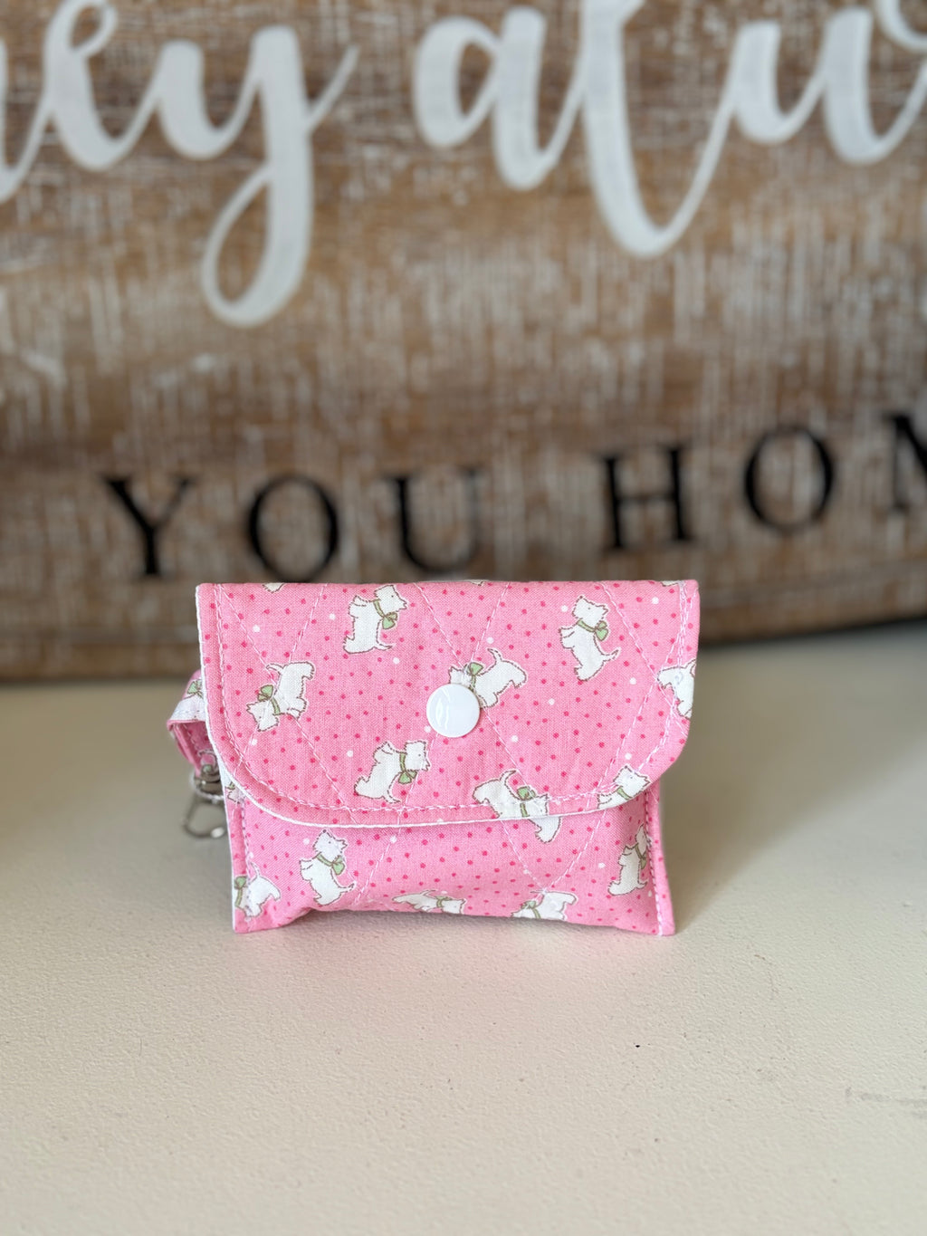 Scottie Pink Airpod & Earbud Case
