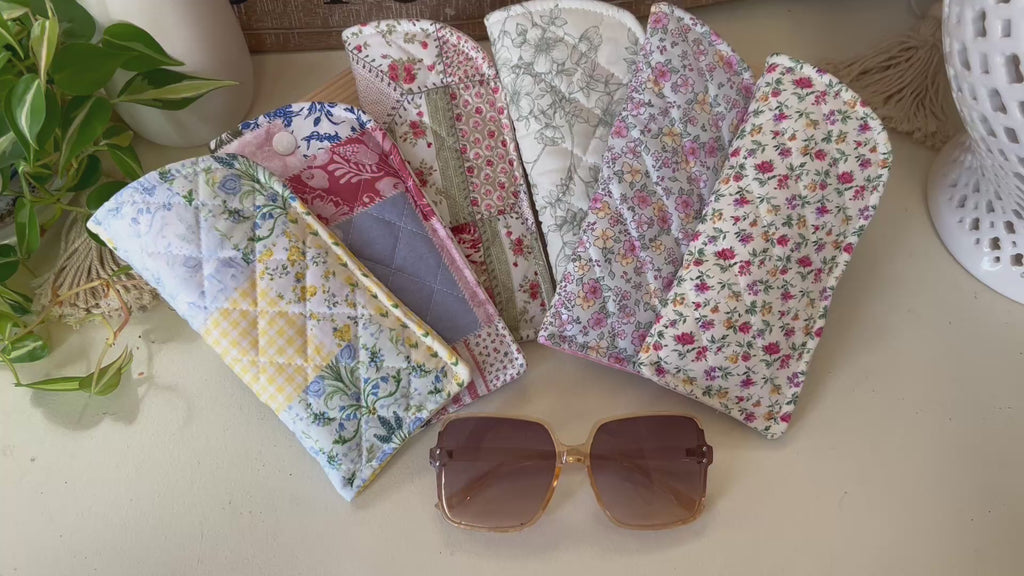 Eyeglasses Case - Vintage Florals